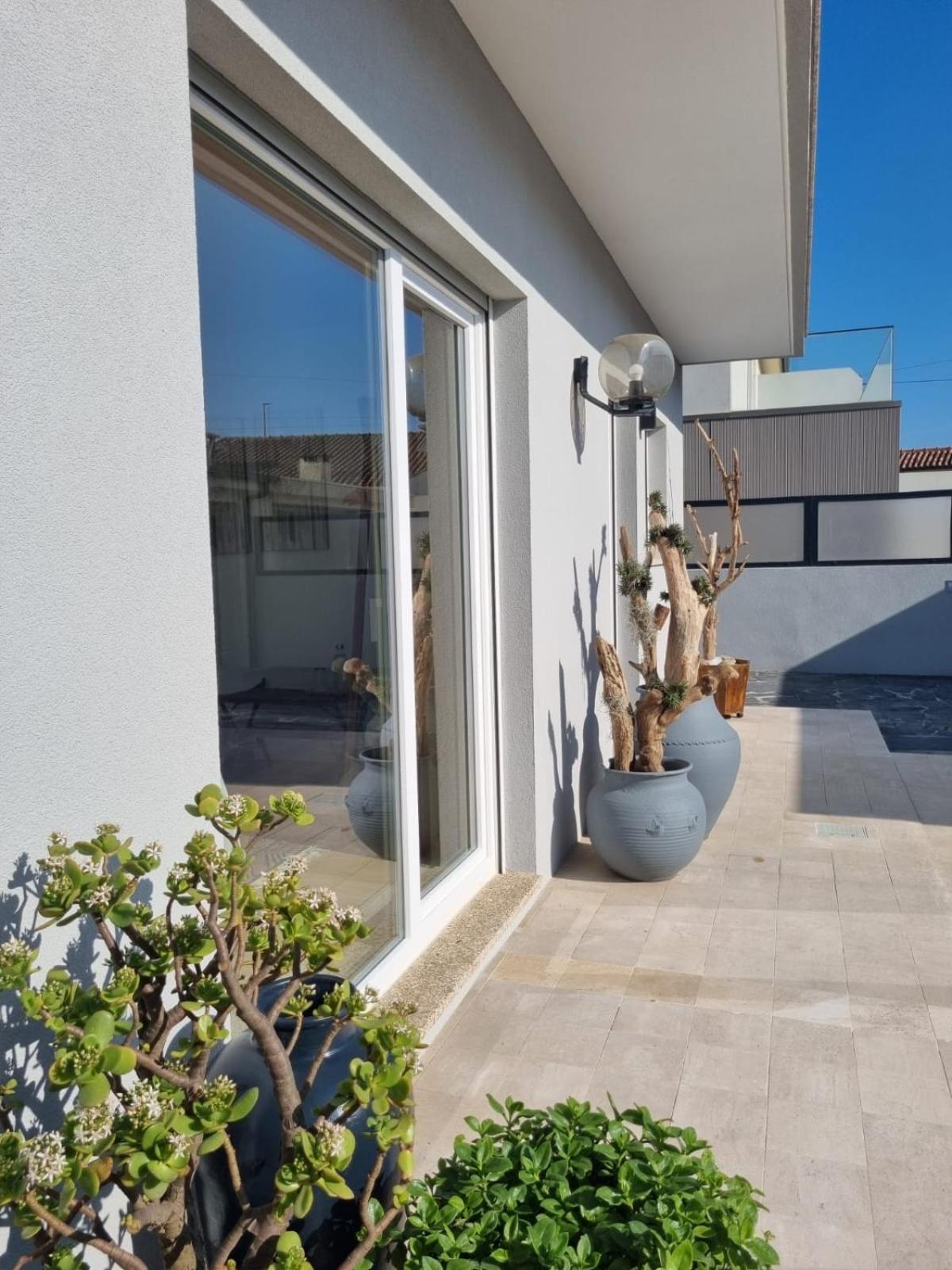 On The Way - Mindelo Beach/Guest House Exterior photo