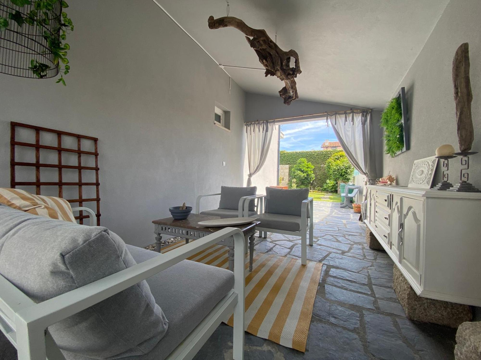 On The Way - Mindelo Beach/Guest House Exterior photo